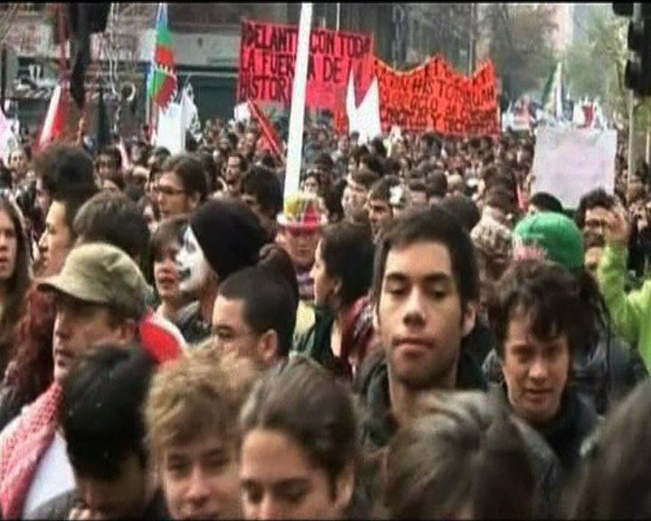 
智利大規模示威要求政府改革