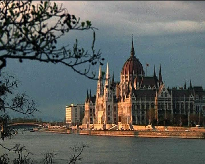
穆迪質疑匈牙利削減債務能力