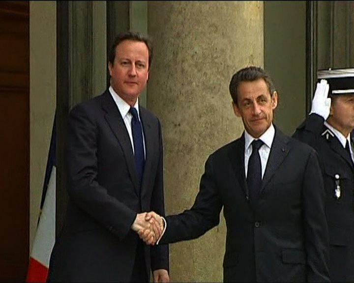 
英法兩國領袖今將赴利比亞
