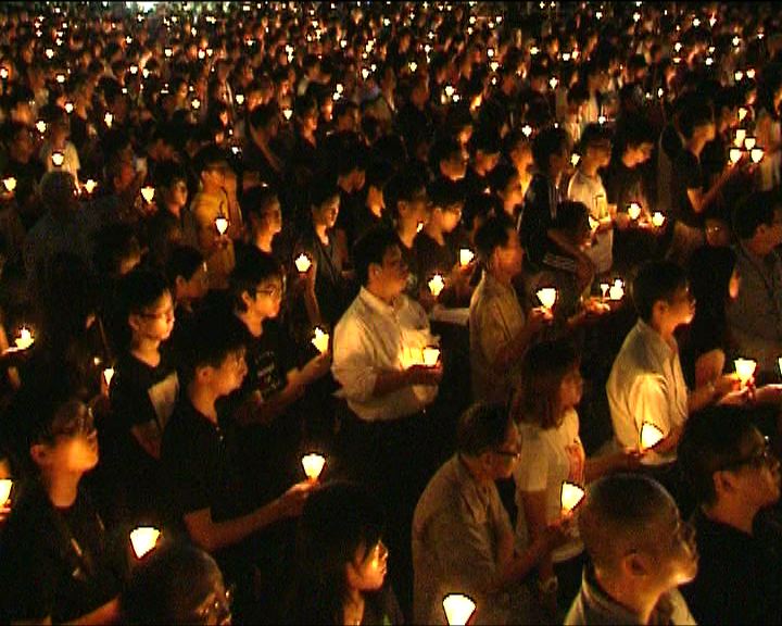 
六四燭光集會18萬人參與歷年最多