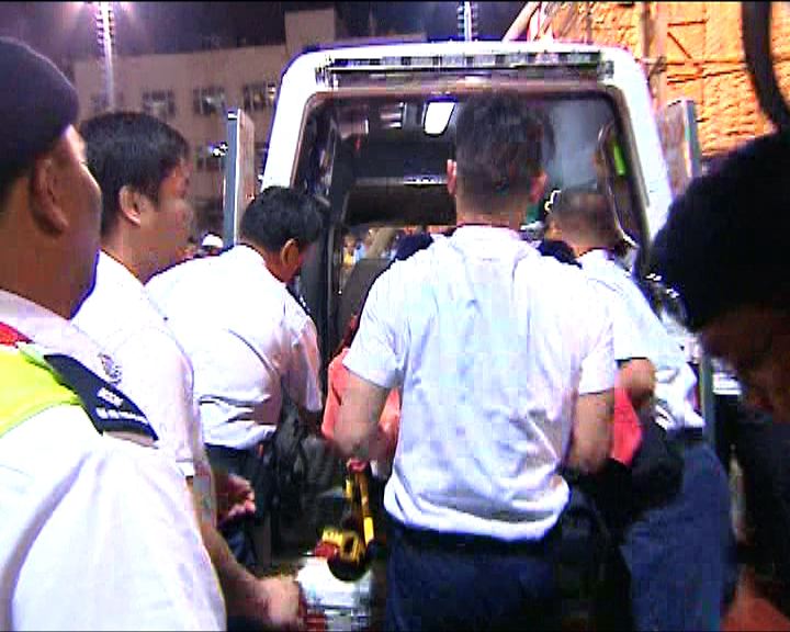 
從包山墮地工作人員仍留醫深切治療部