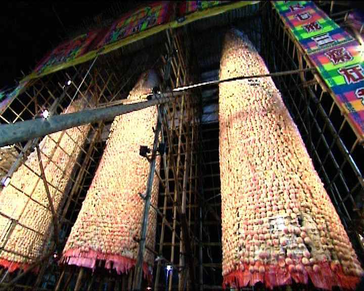 
太平清醮疑因竹棚發霉致工作人員墮地