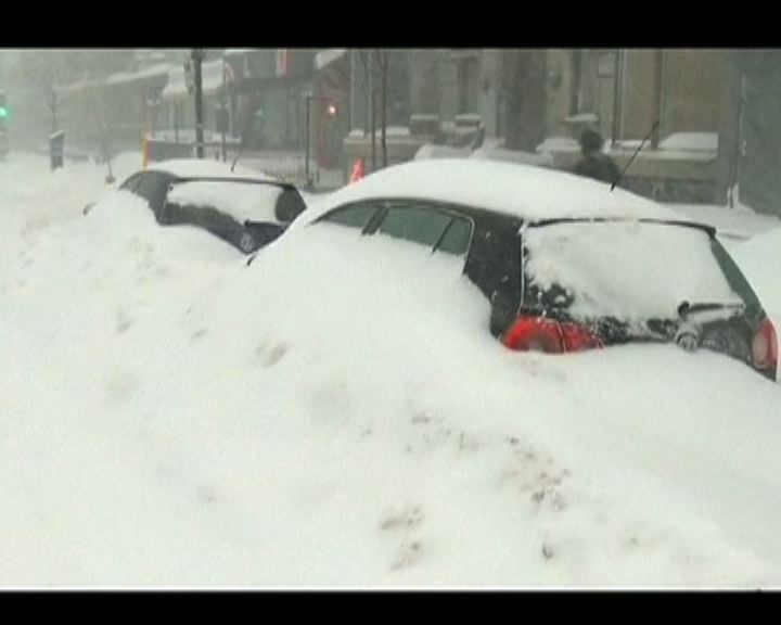 
加拿大廣泛地區受暴風雪吹襲