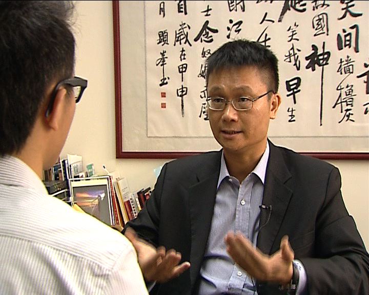 
馮煒光應徵副局長民主黨提出革除黨籍