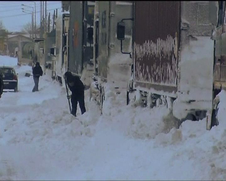 
東歐廣泛地區受大風雪影響