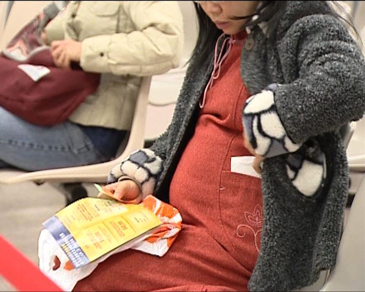 
政府指堵截內地孕婦措施見效