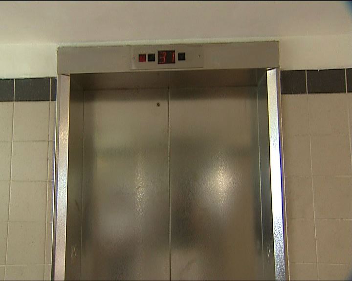 
奧的斯電梯公司指電流不穩致升降機震動