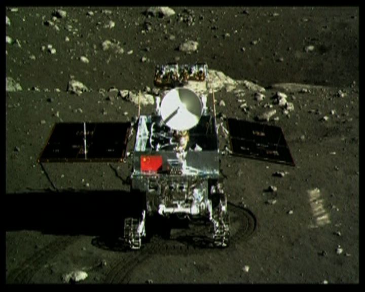 
玉兔號成功與嫦娥三號互相拍攝