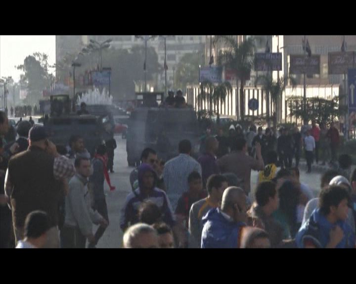 
埃及反軍方示威持續至少兩死