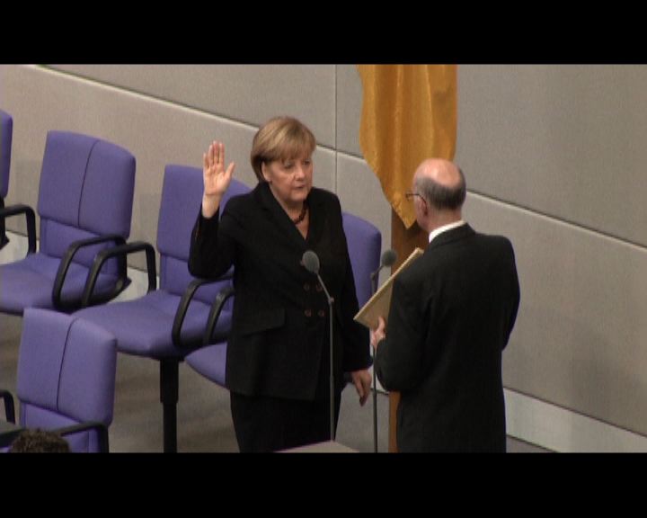 
默克爾宣誓第三度出任德國總理