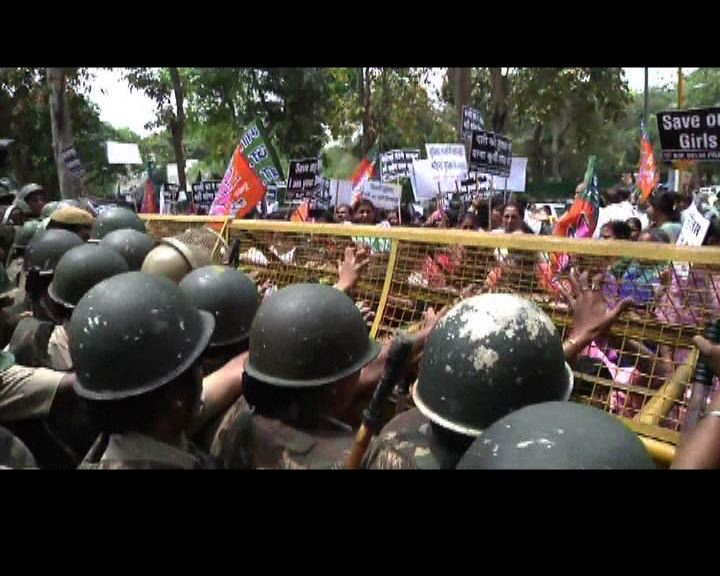 
印度民眾再上街抗議警方執法不力