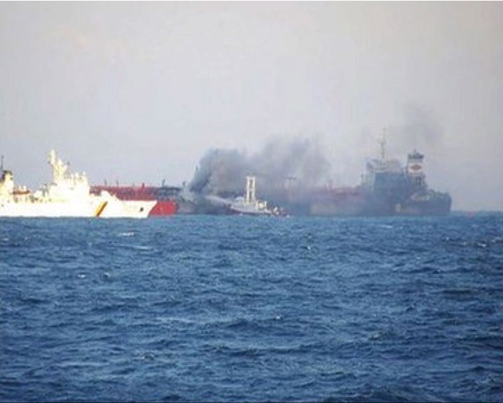
港貨船在南韓附近與貨櫃船相撞