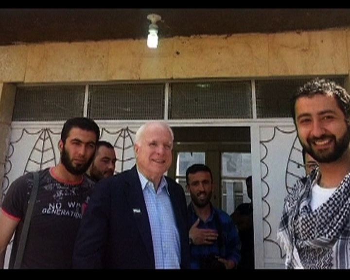 
麥凱恩突訪敘利亞與反對派會面