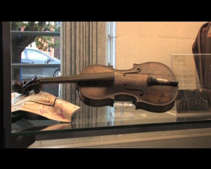 
鐵達尼號小提琴破紀錄成交