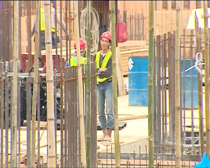 
調查：近六成建造業工人無加薪