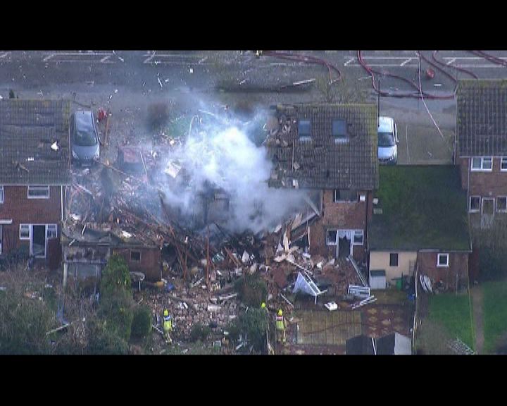 
英國煤氣爆炸夷平住宅十人受傷