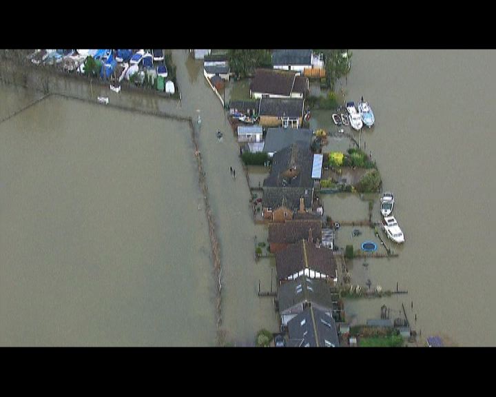 
英國南部水災持續有村落變孤島
