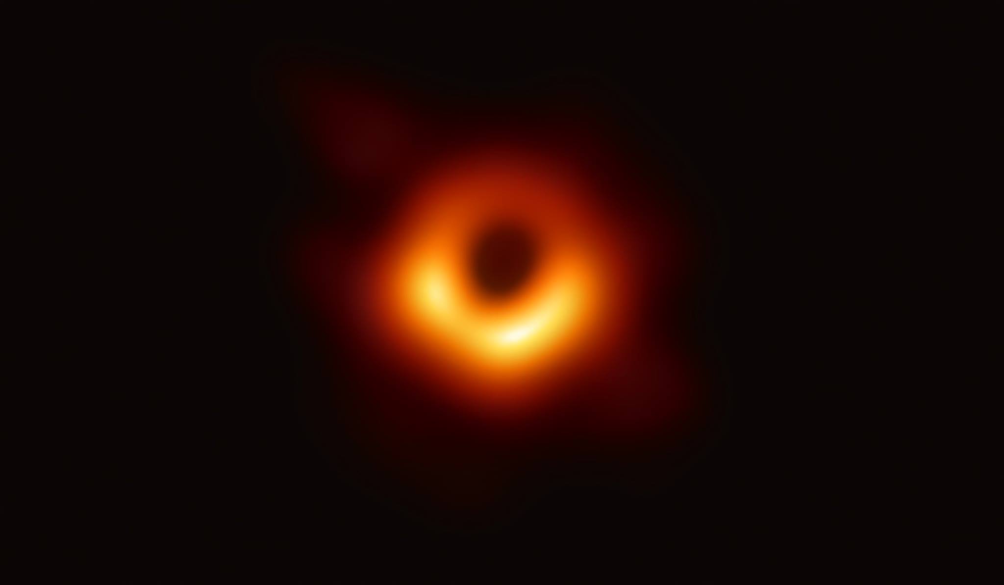 首張黑洞相片正式發布