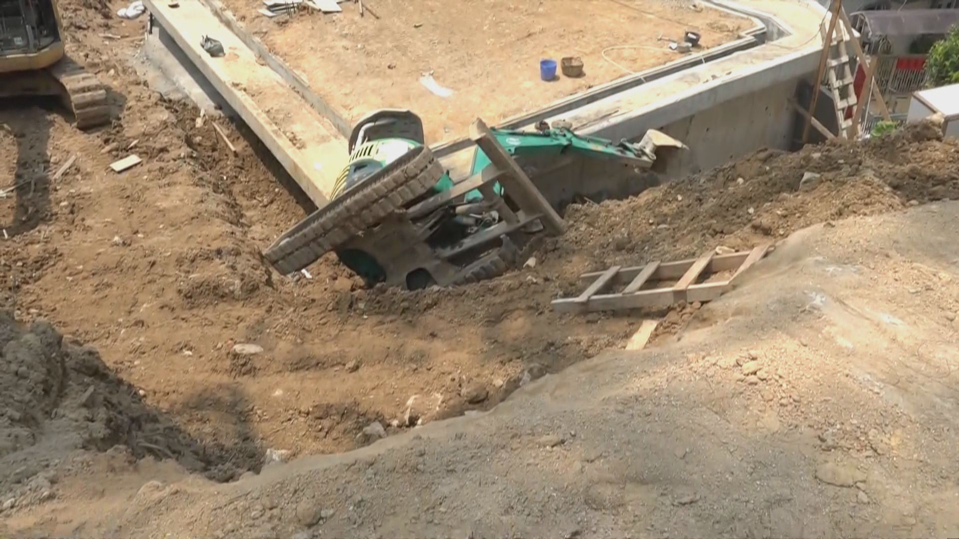 大埔汀角地盤工業意外　挖泥機壓斃一工人