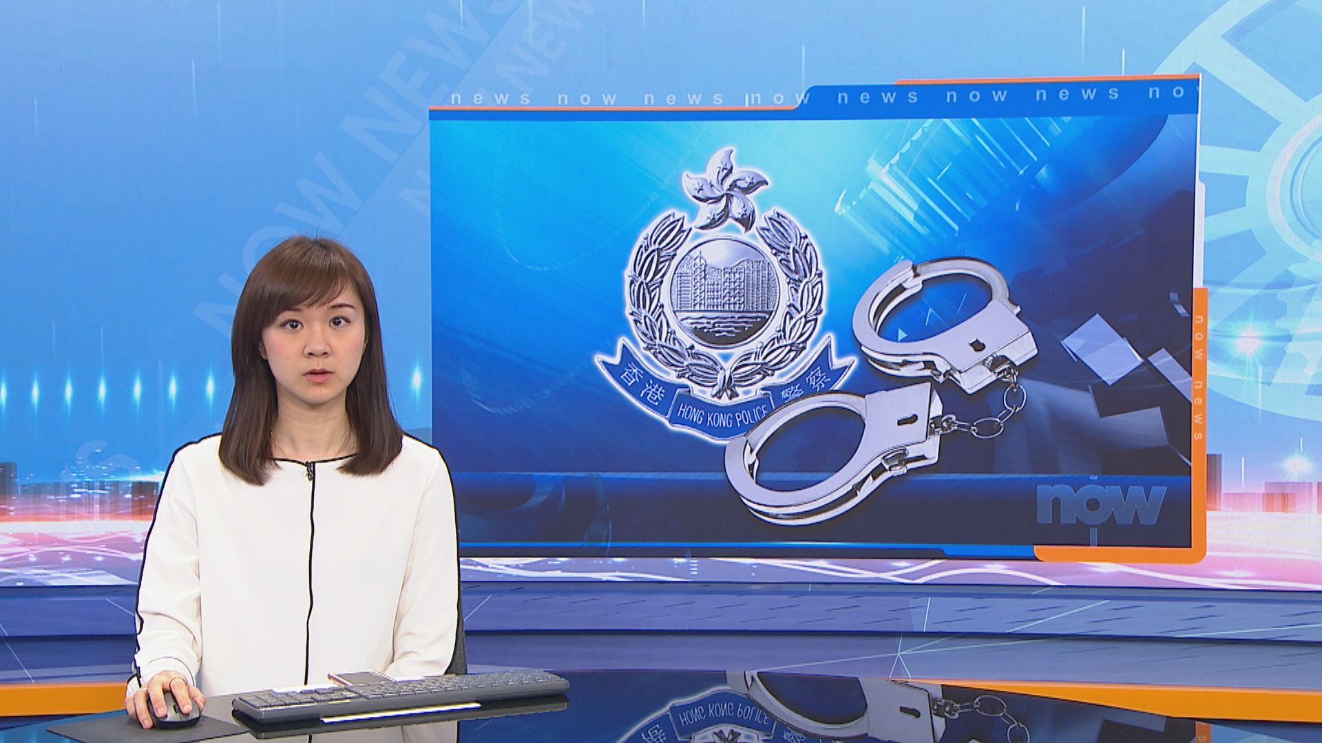 香港眾志稱周庭今早在家中被捕