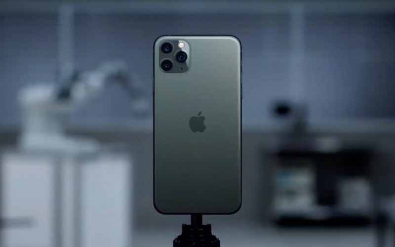 iPhone 11 Pro Max 設計與攝影表現，你又怎選擇呢？
