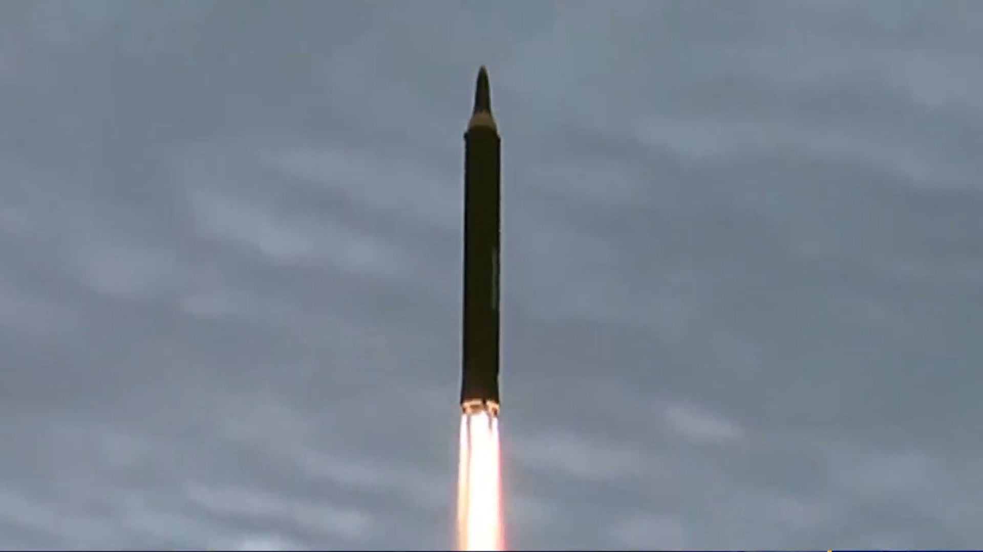 北韓向東部海域發射不明飛行物