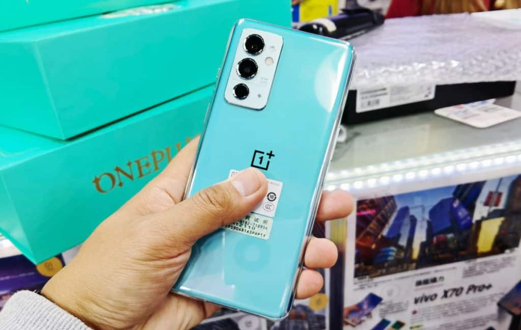 水貨行情】OnePlus 9RT x 《原神》限定禮盒到港，開價五千！ | Now 新聞