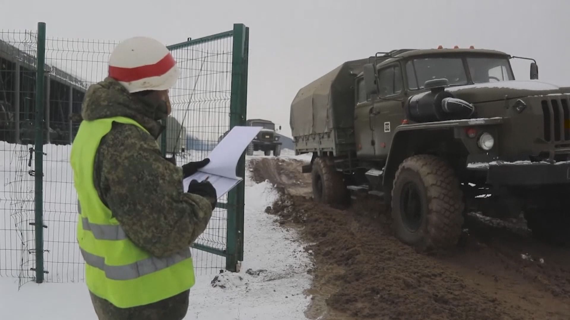 俄羅斯承認兩個烏東地區獨立　下令維和部隊進駐