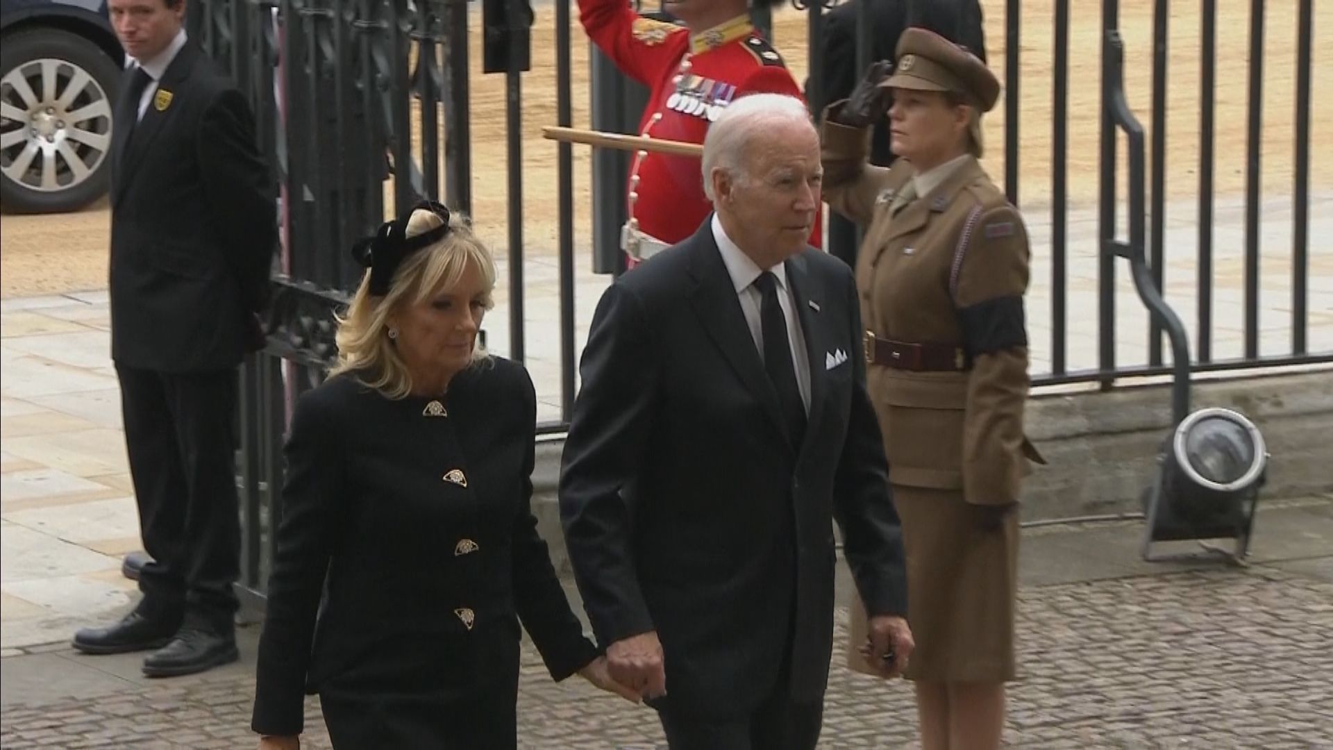 多國元首、政府代表出席英女王國葬