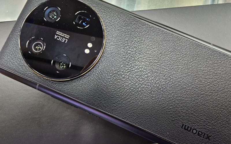 Leica Summicron 頂級四鏡， Xiaomi 13 Ultra 開價7千中!