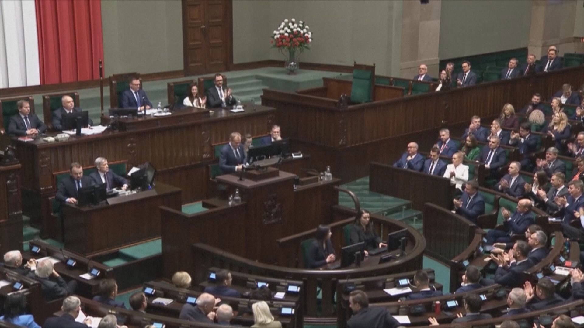 波蘭國會通過新內閣的信任動議