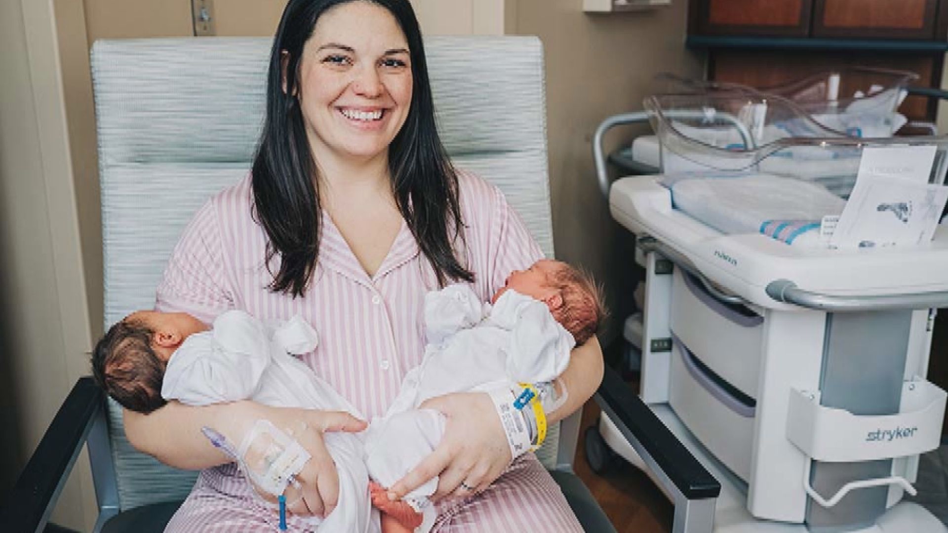 美國雙子宮婦人10小時內先後誕兩胎