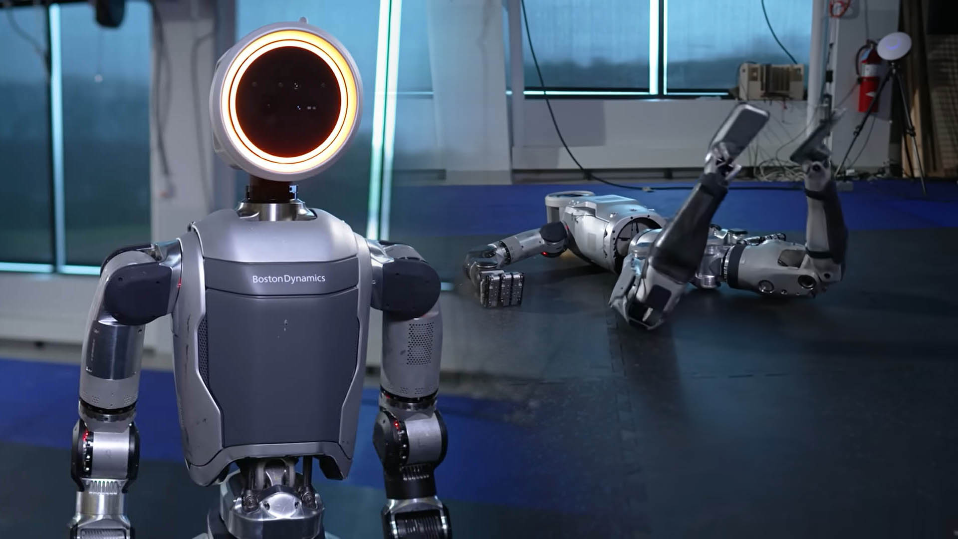 【鬼上身？】Boston Dynamics發表全新機械人短片　關節可360度旋轉