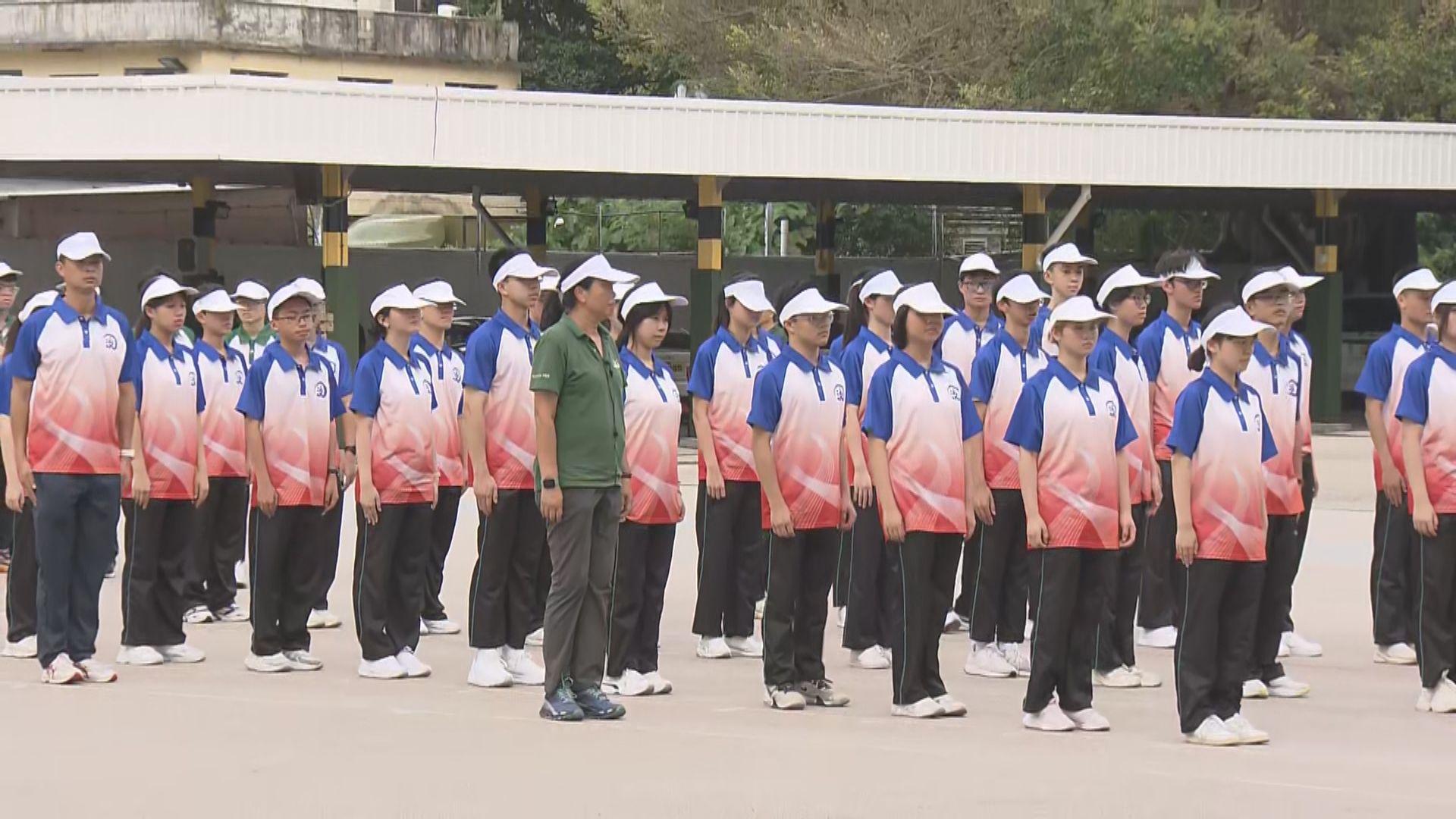 120名粵港澳青年交流團考察三地海關　增加三地青年凝聚力