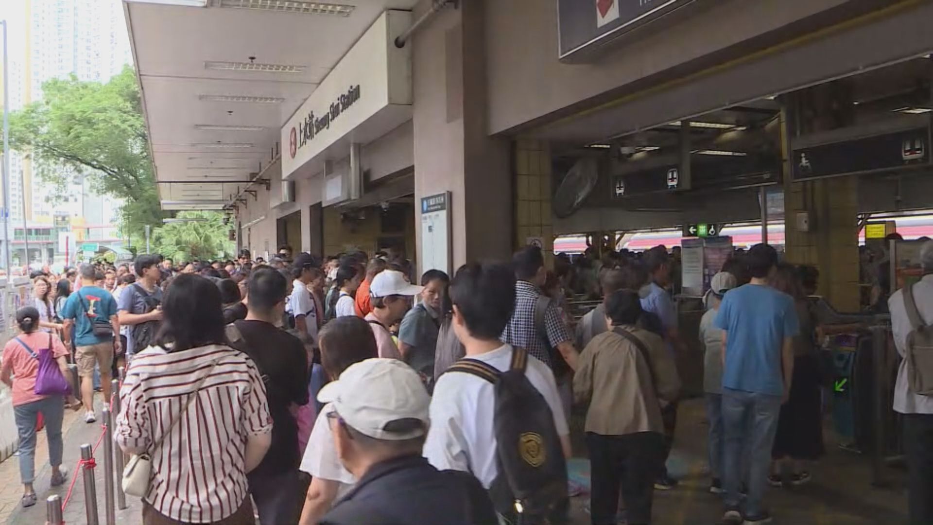 重陽節三日假口岸逼滿北上人潮　旅遊界：成功融合大灣區