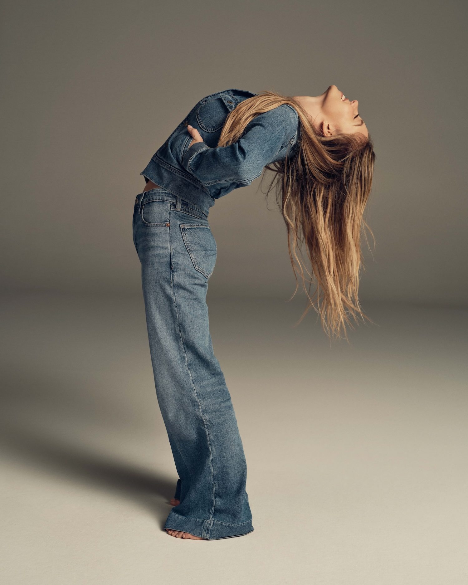 PHOTO/ Facebook@American Eagle
