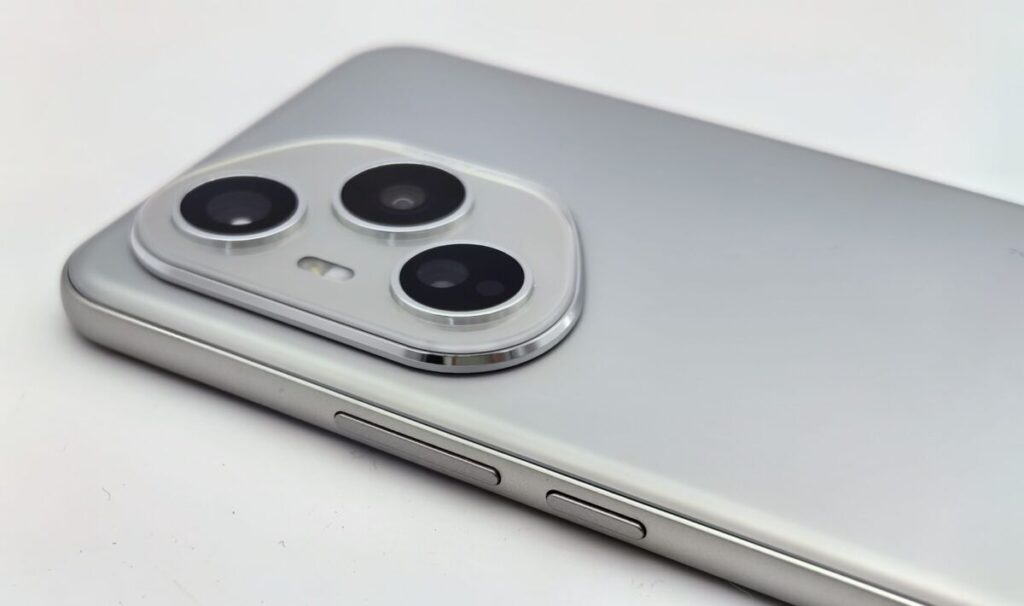 Snapdragon 8 Elite 旗艦芯配 200MP 主鏡頭，HONOR 500 Pro 曝光!