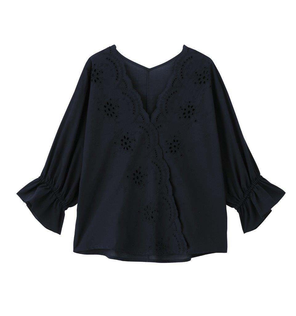 Scallop Lace V-neck Blouse $179