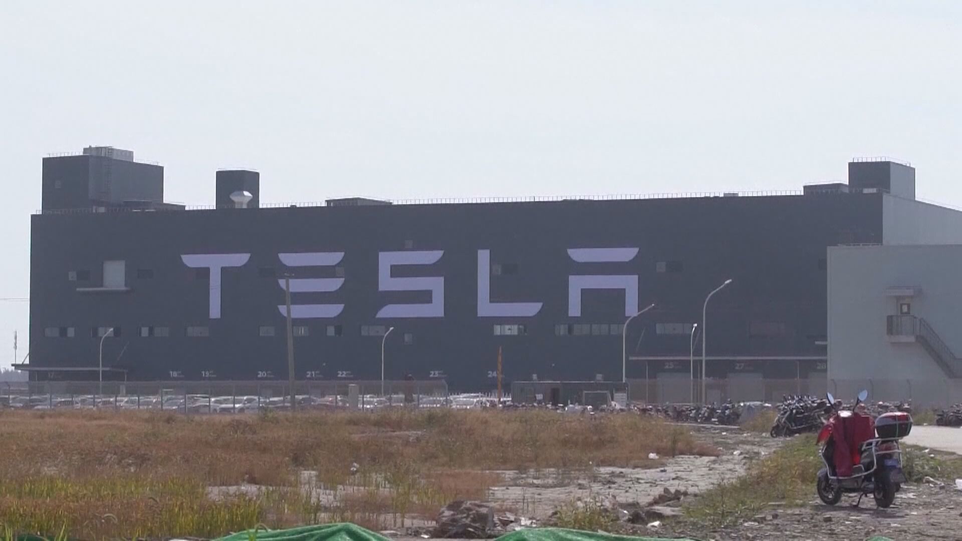 【實施兩班制】傳Tesla滬工廠每周產量回復至封控前70%