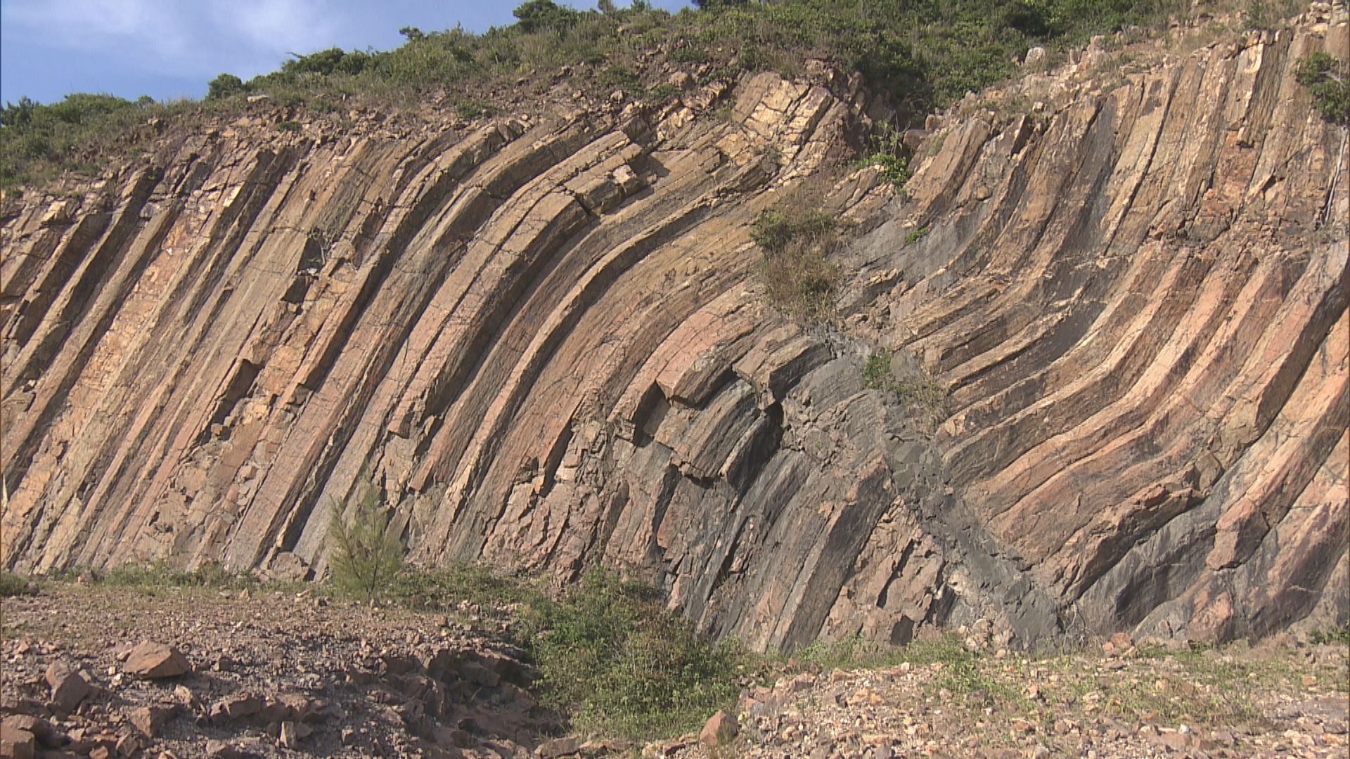 六角形火山岩柱入選首百個國際質科聯地質遺產地