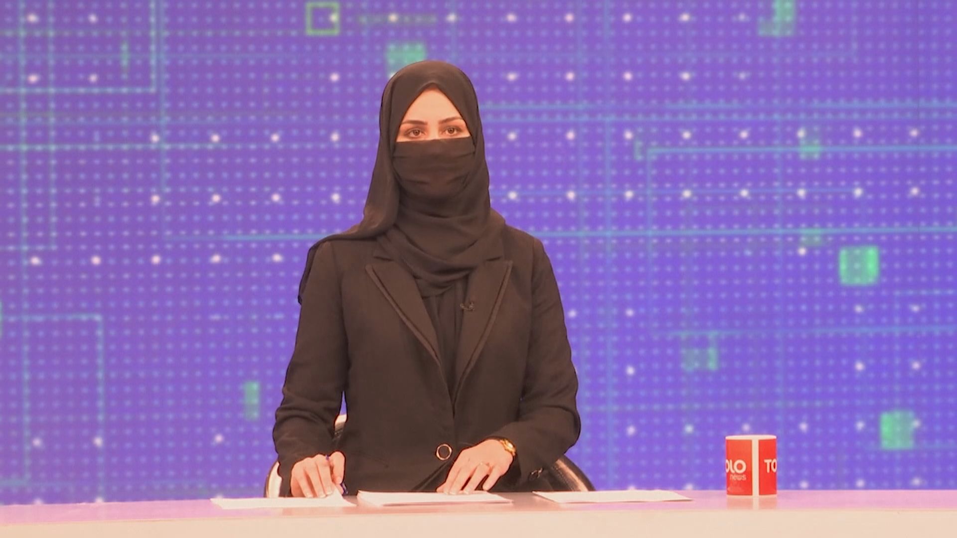 阿富汗塔利班下令所有女性新聞主播必須戴上面罩