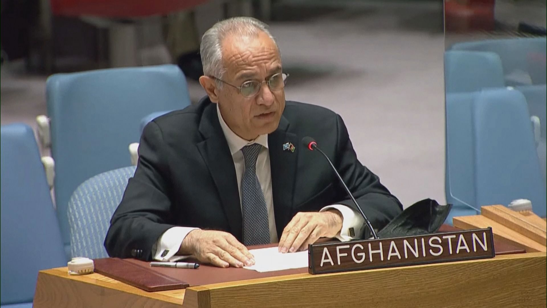 阿富汗常駐聯合國代表呼籲  不要承認以武力奪權和不具廣泛性的政權