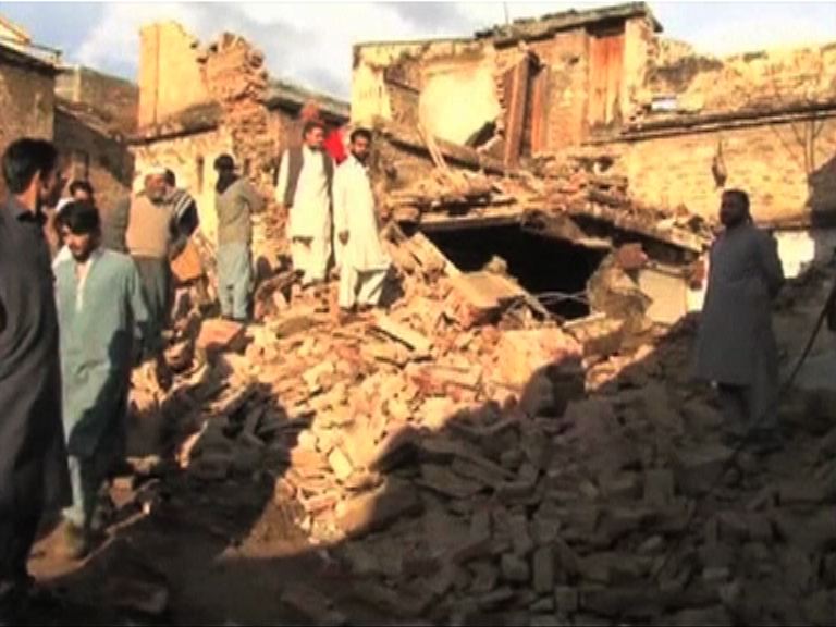 阿富汗7.5級地震波及鄰國釀近300死