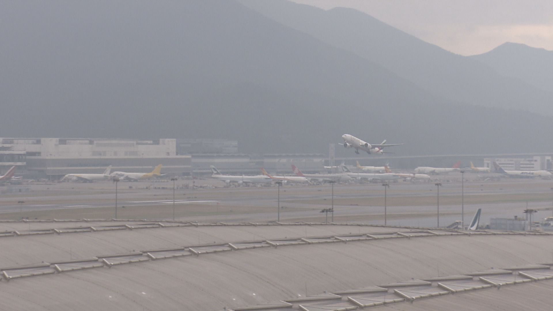 香港國際機場北跑道暫停運作