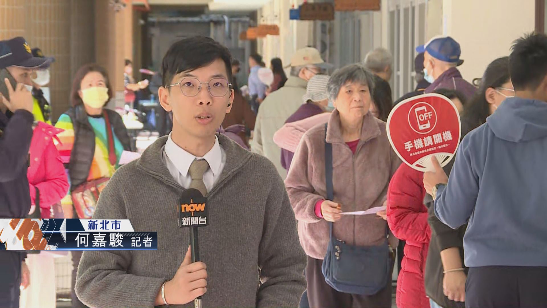 【記者直擊】台灣大選 中午票站人流漸多以年輕人為主