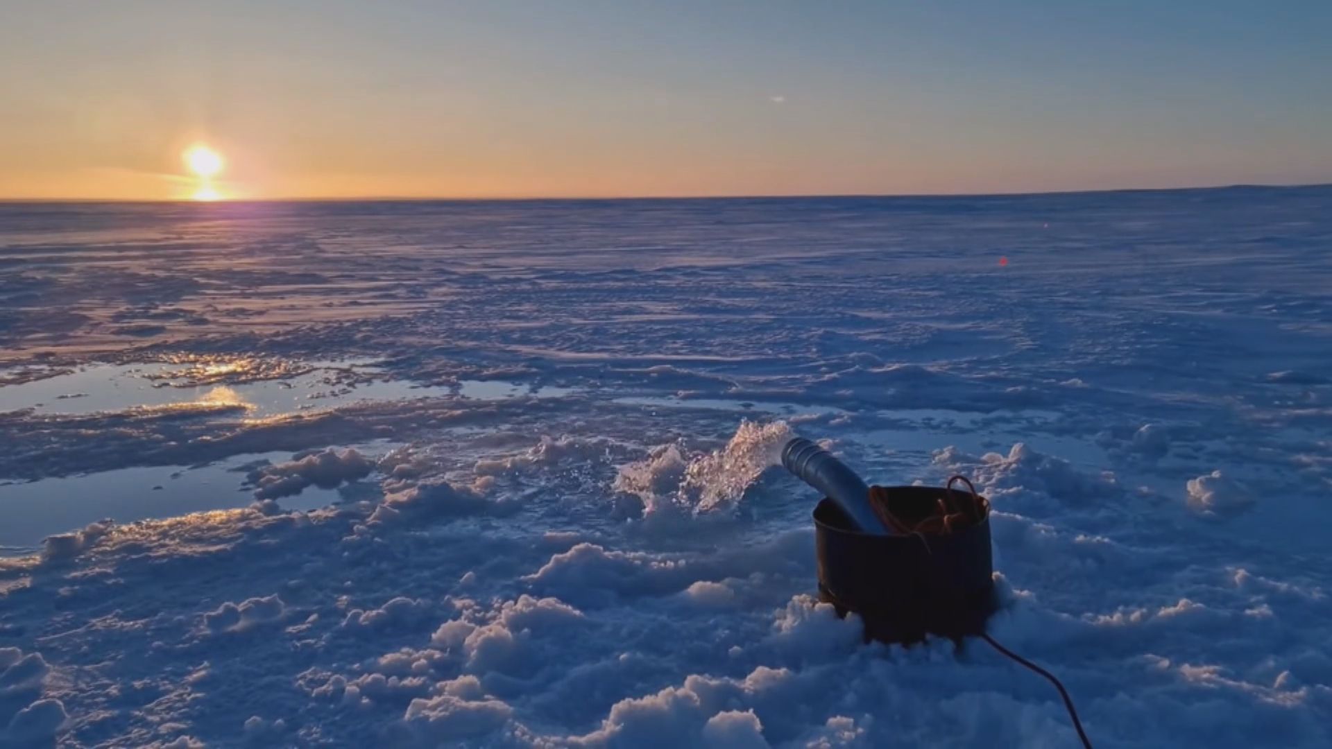 英研究人員泵海水到海冰表面 冀減慢北極冰層融化