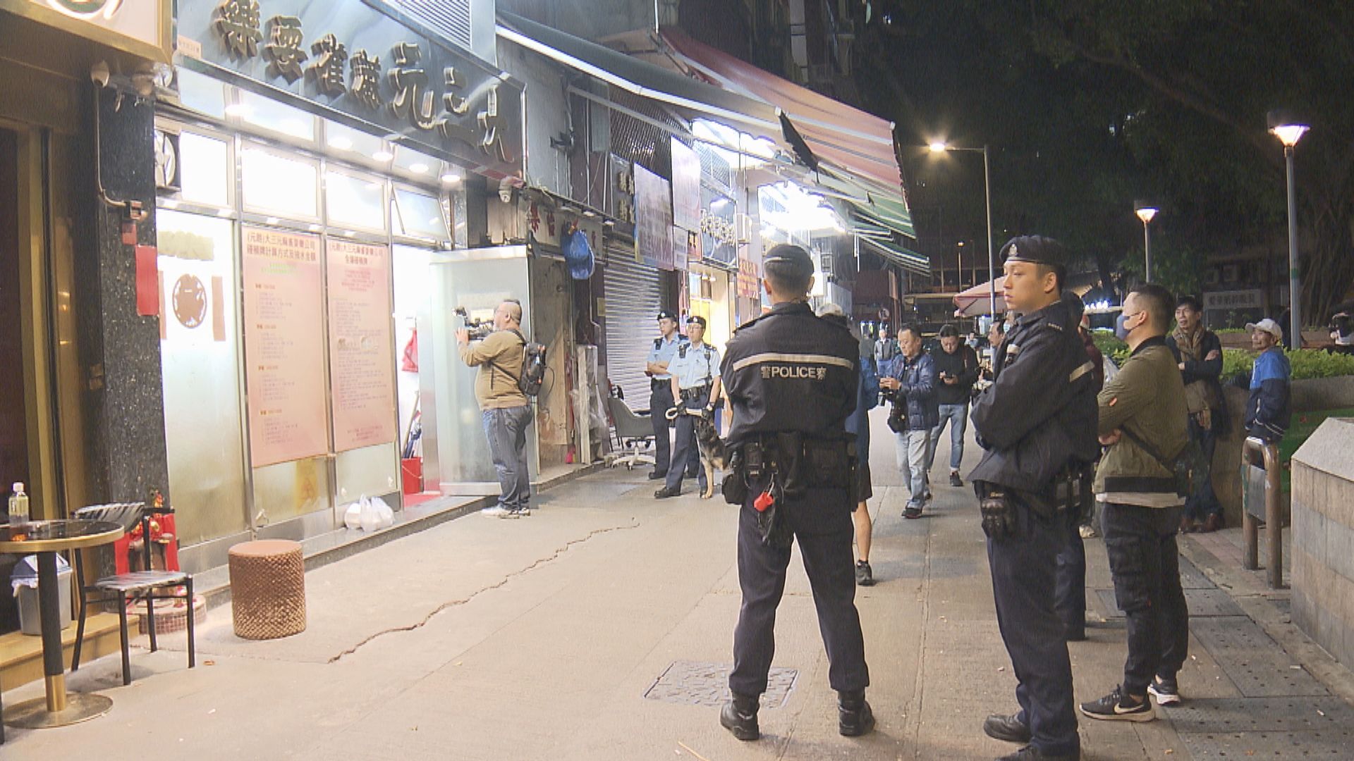 屯門區警方打擊三合會共拘捕248人
