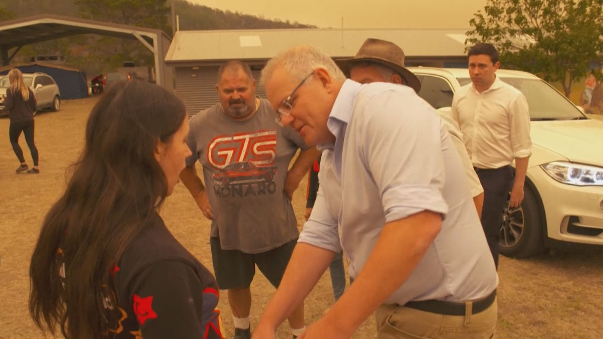 澳洲總理莫里森到新南威爾士州視察山火災情