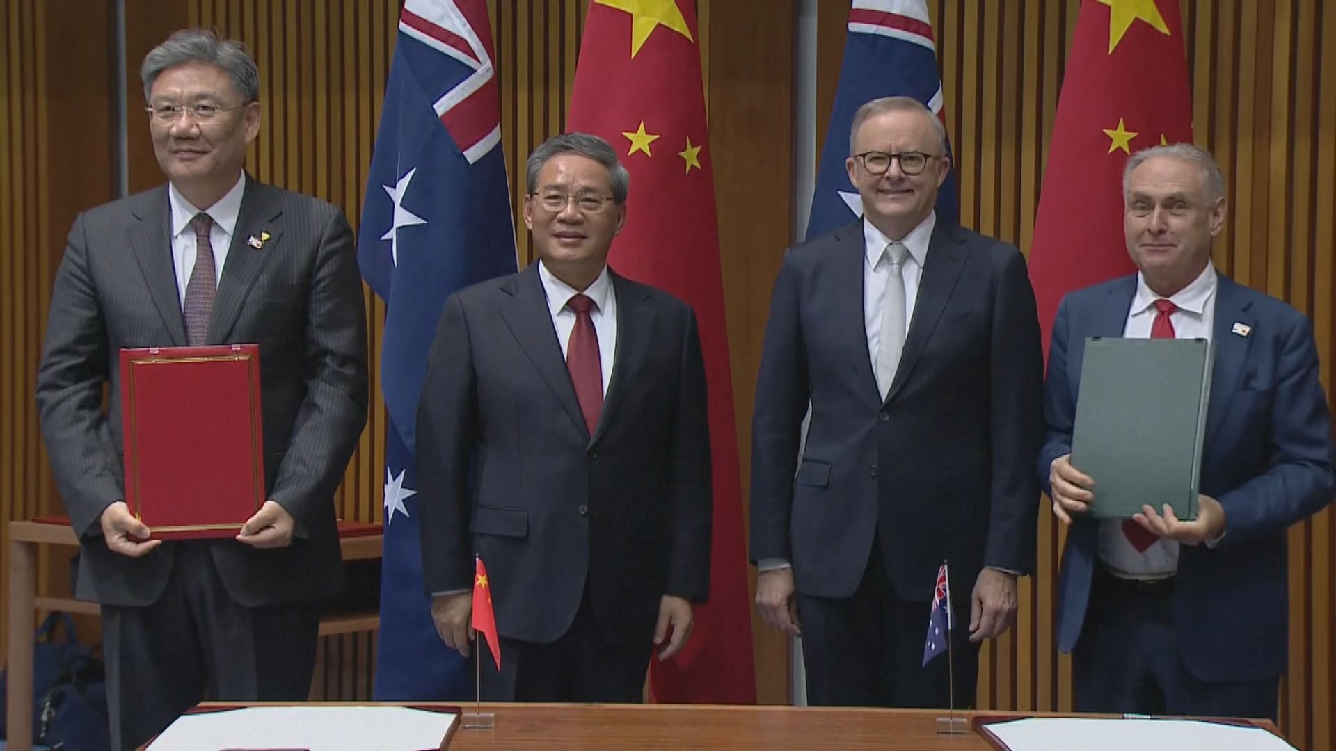 中澳總理舉行年度會晤 中方宣布放寬澳洲公民免簽入境中國15天