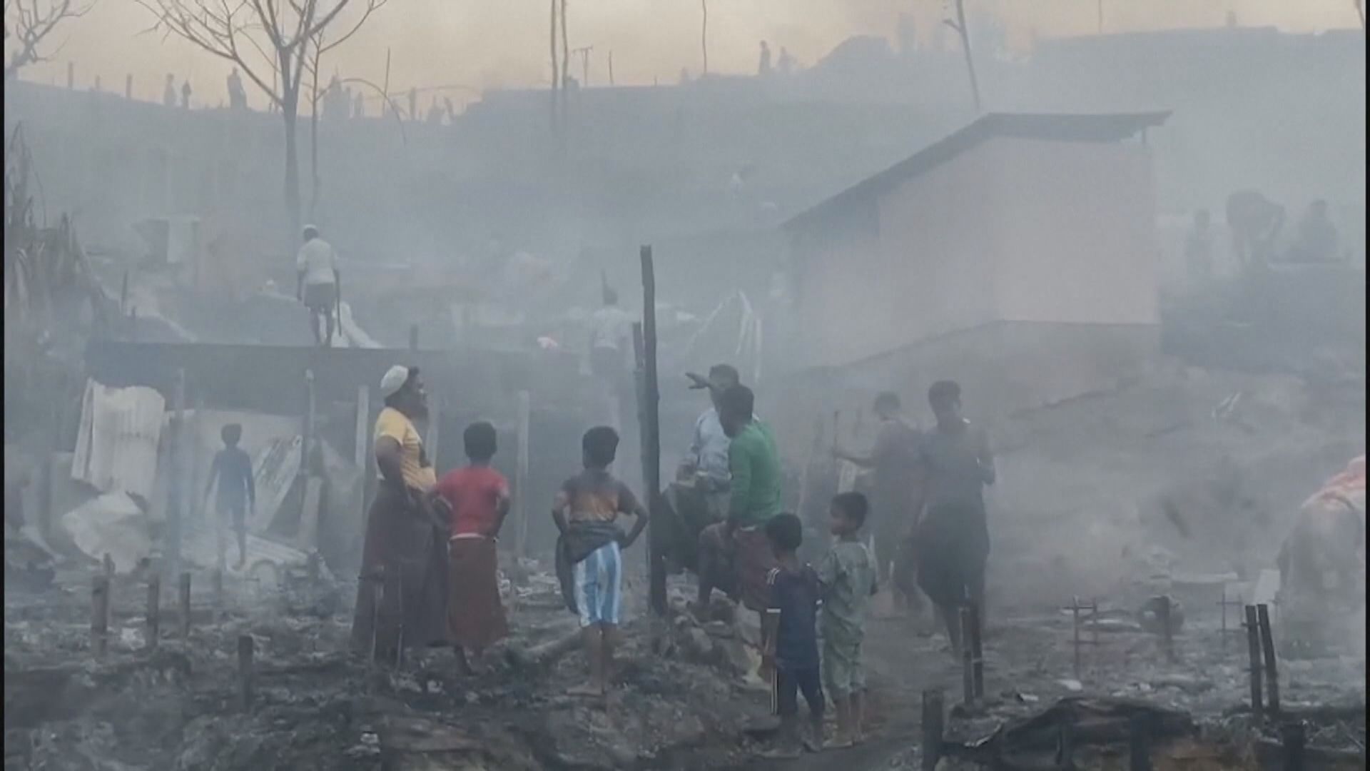 孟加拉羅興亞人難民營大火　逾萬人無家可歸